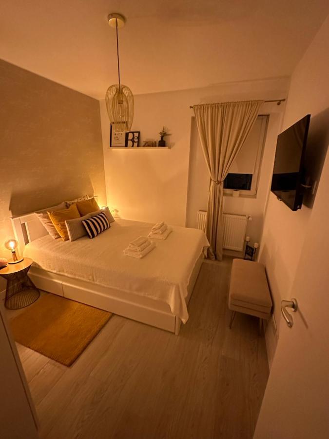 Boutique Apartment Bucharest Exterior photo